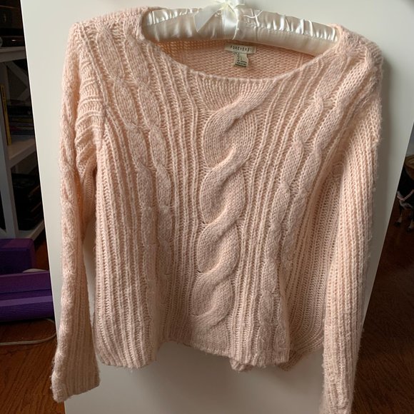 Light Pink Sweater - Picture 1 of 3
